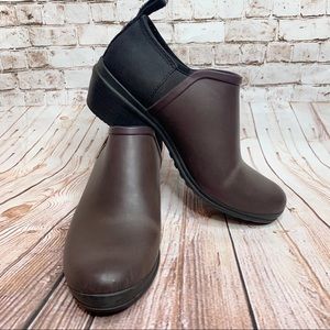 Bogs Women's Vista Ankle weatherproof Boots sz 9